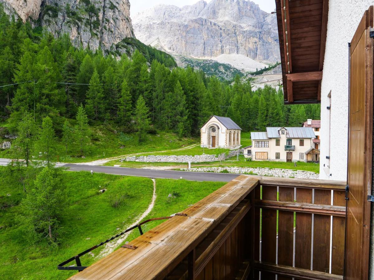 Hotel Al Sasso Di Stria Andraz Extérieur photo